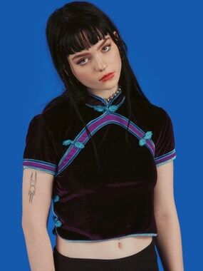 UNIF Velvet Qi Top